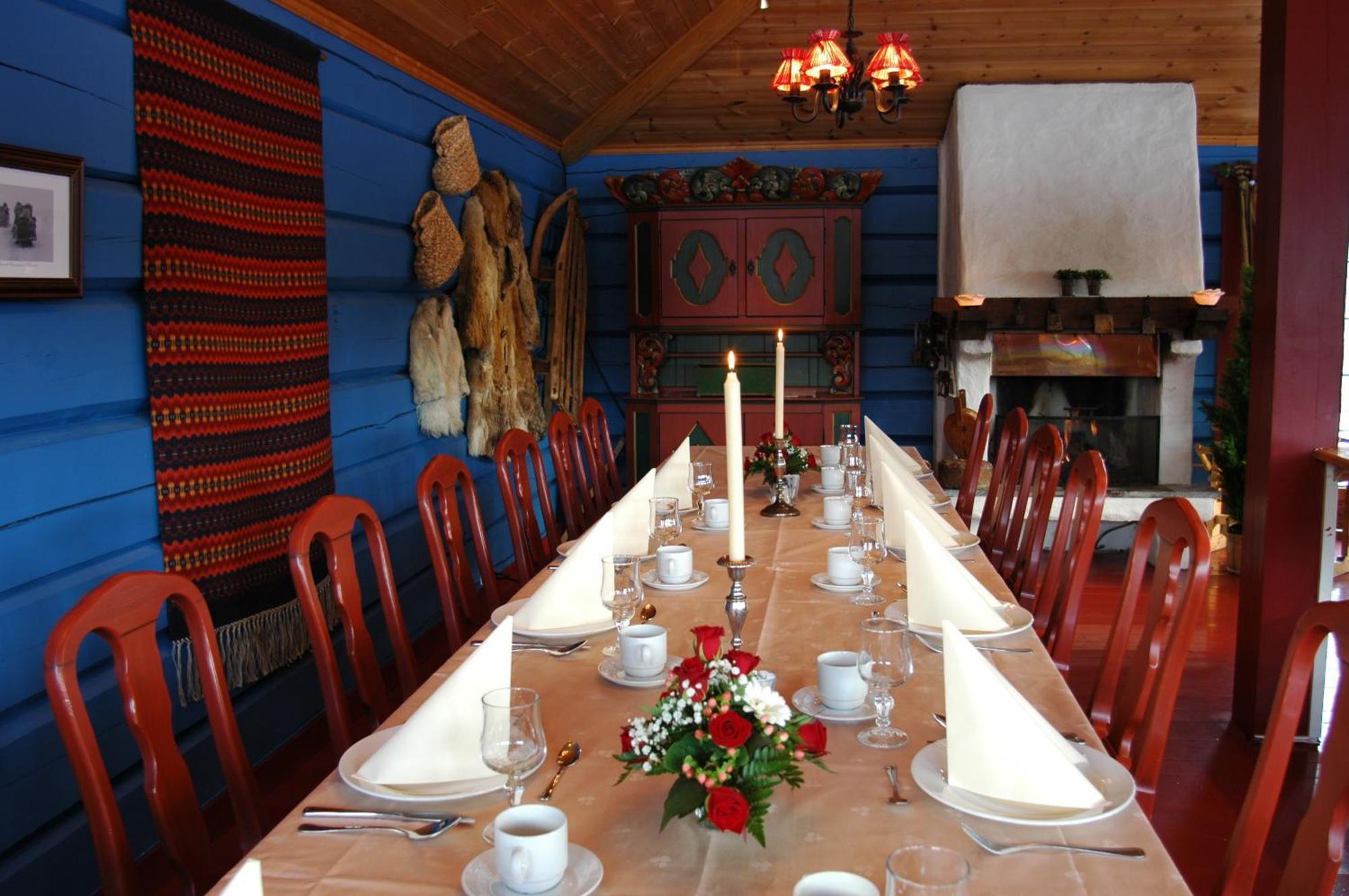 Eventyrlige Skaret Motel Aro Ngoại thất bức ảnh